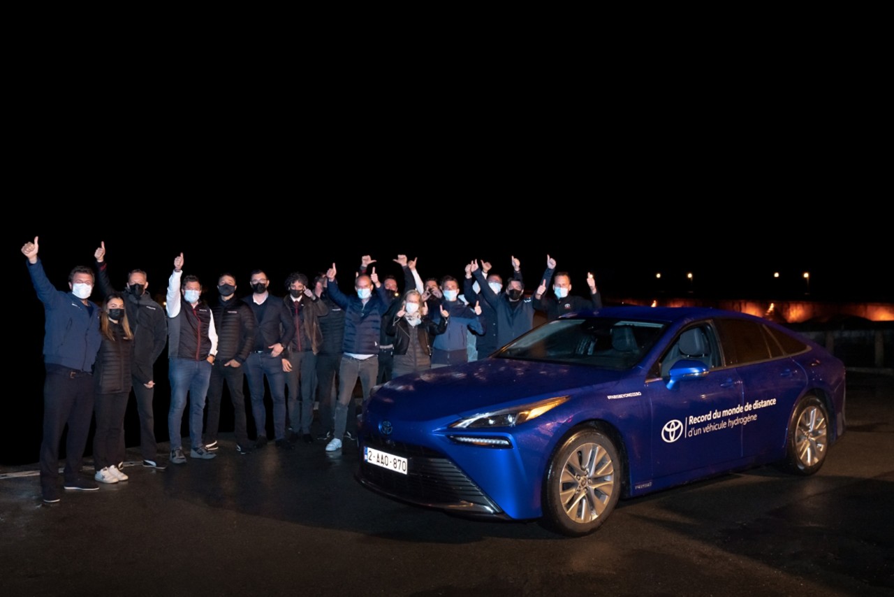 toyota mirai