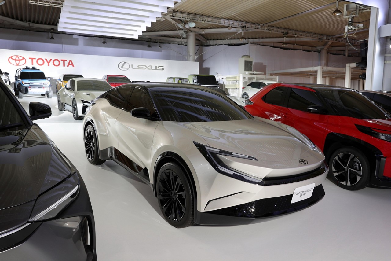 lexus bev