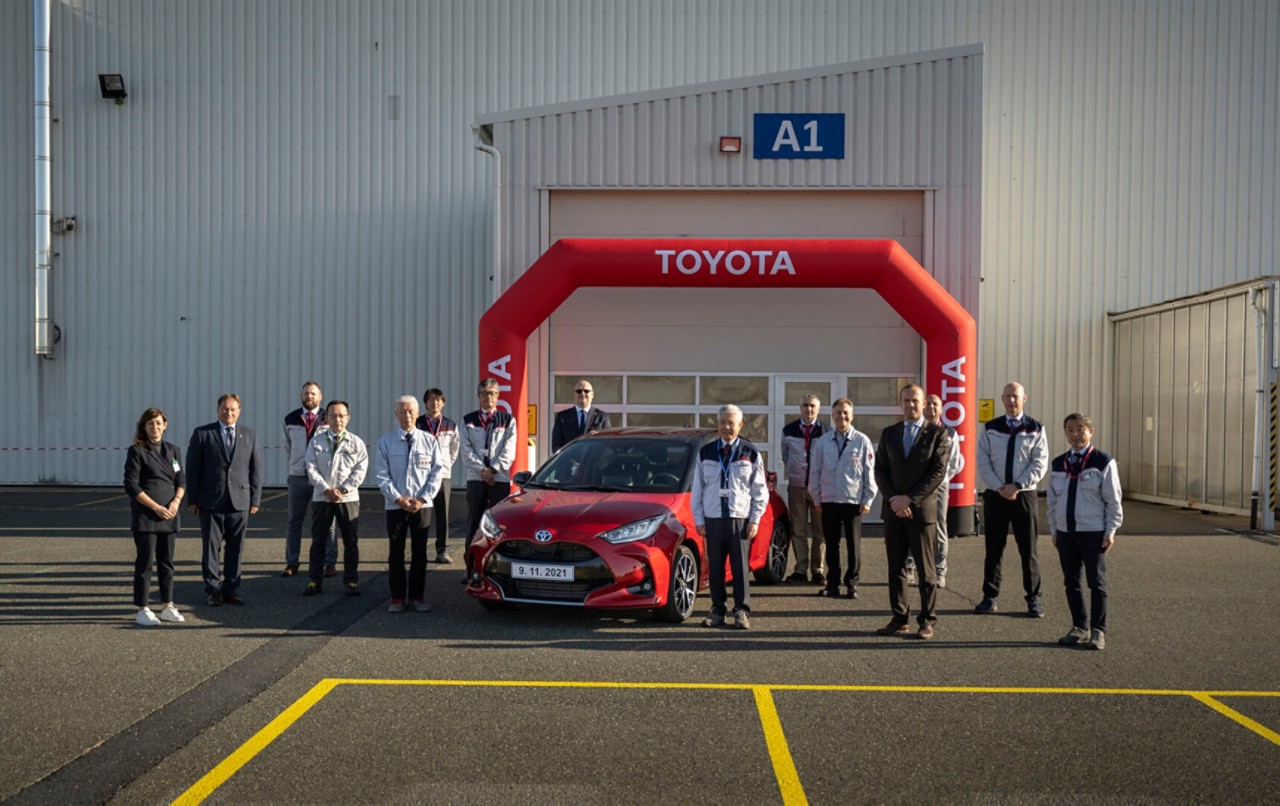 Toyota starts Yaris production in Czech Republic