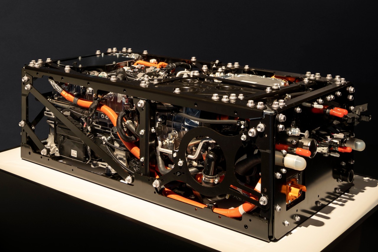Toyota Motor Europe delivers 6 fuel cell modules for FCH2Rai