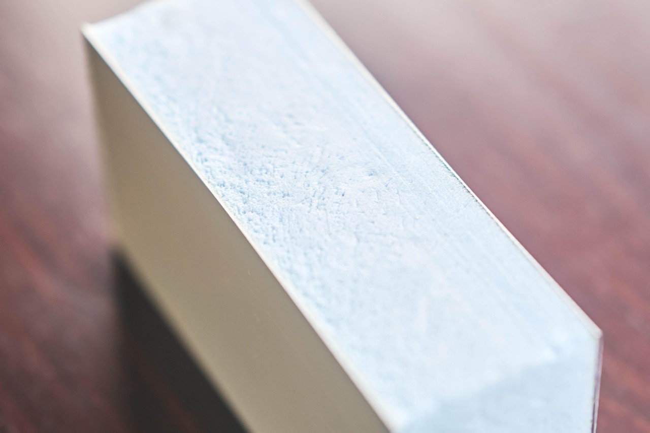 sandwiched lightweight materials used